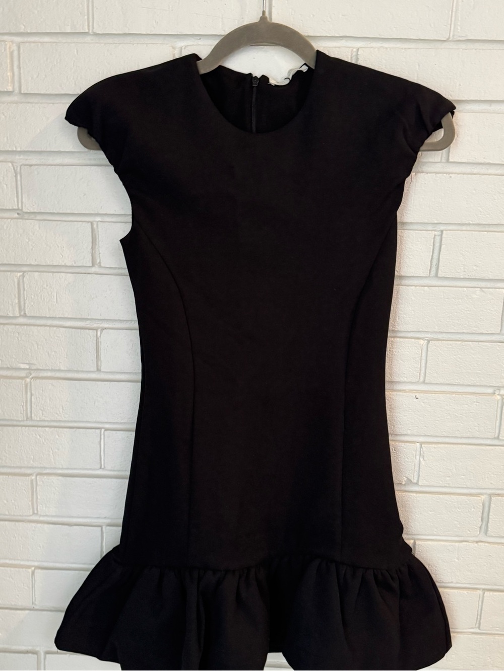 Zara Women’s Black Ruffle-Hem Dress